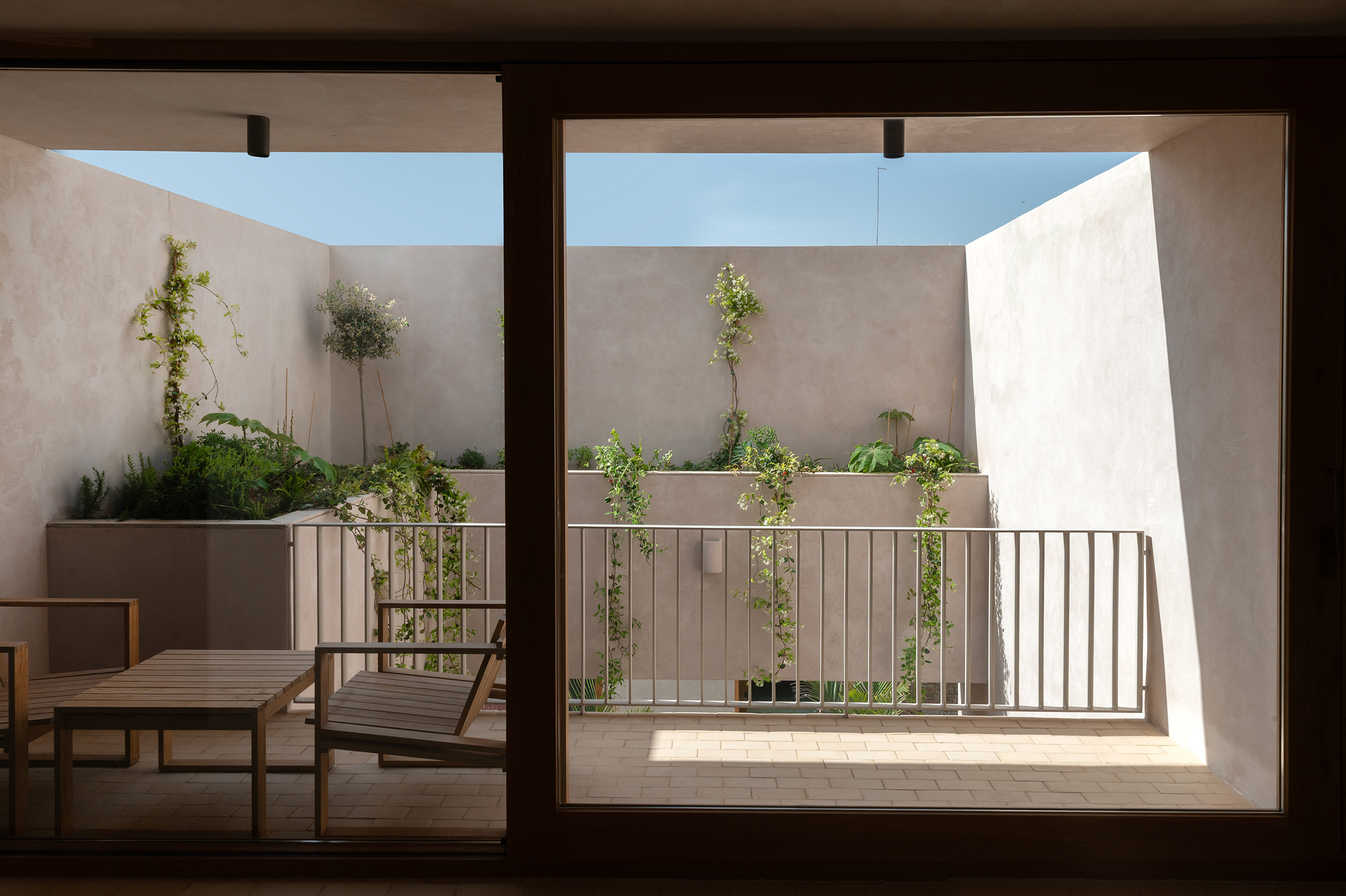Diseño terraza urbana cabanyal baobao valencia 11